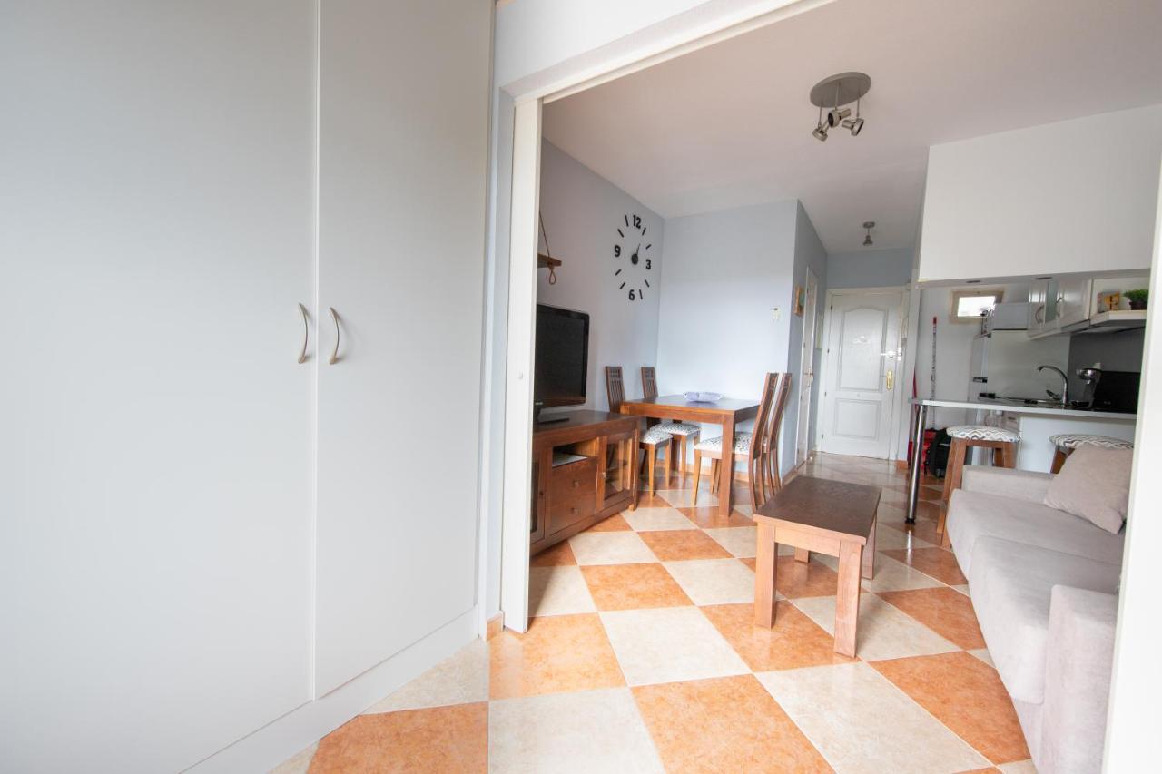Apartamento Daniel เบนัลมาเดนา ภายนอก รูปภาพ
