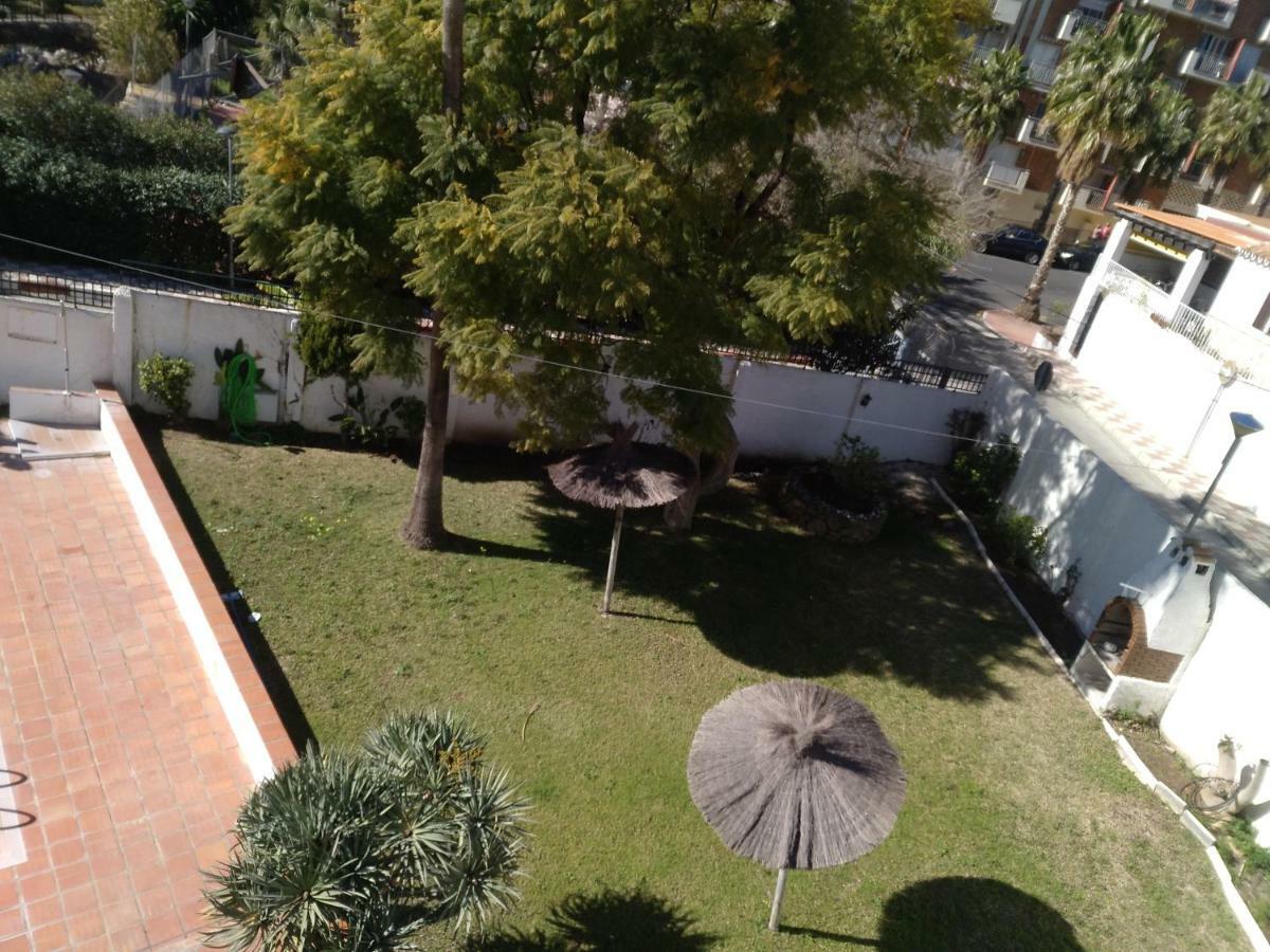Apartamento Daniel เบนัลมาเดนา ภายนอก รูปภาพ